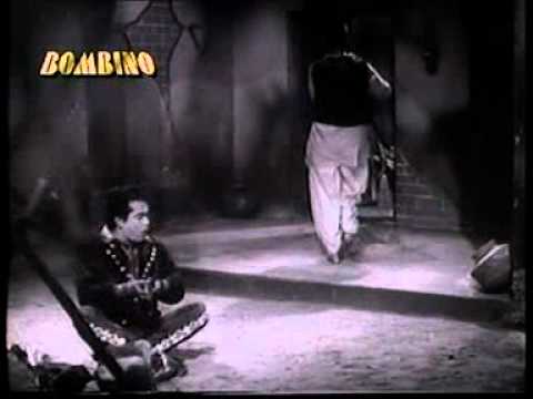 SAAWAN KI GHATA PAAYAL KI SADA LYRICS - Mahendra Kapoor | Aag Aur Toofan (1975)