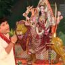 लाल चुनरिया ले गयी रे मै तो मैया के मंदिर में | Lal Chunariya Le Gaye Re Main To Maiya Ke Mandir Me Lyrics In Hindi-Pankaj mangai,Tanu Shrivastav